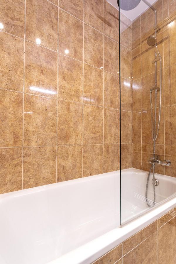 -malagasunapts-central Historic Heart Apartamento
